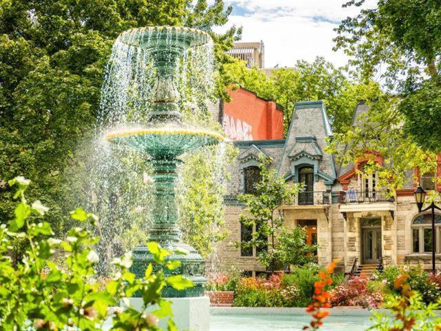 2 Bedroom Condo In The Heart Of The City Montreal Exterior foto